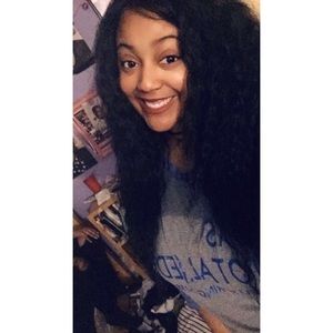 Meet your Posher, Amber